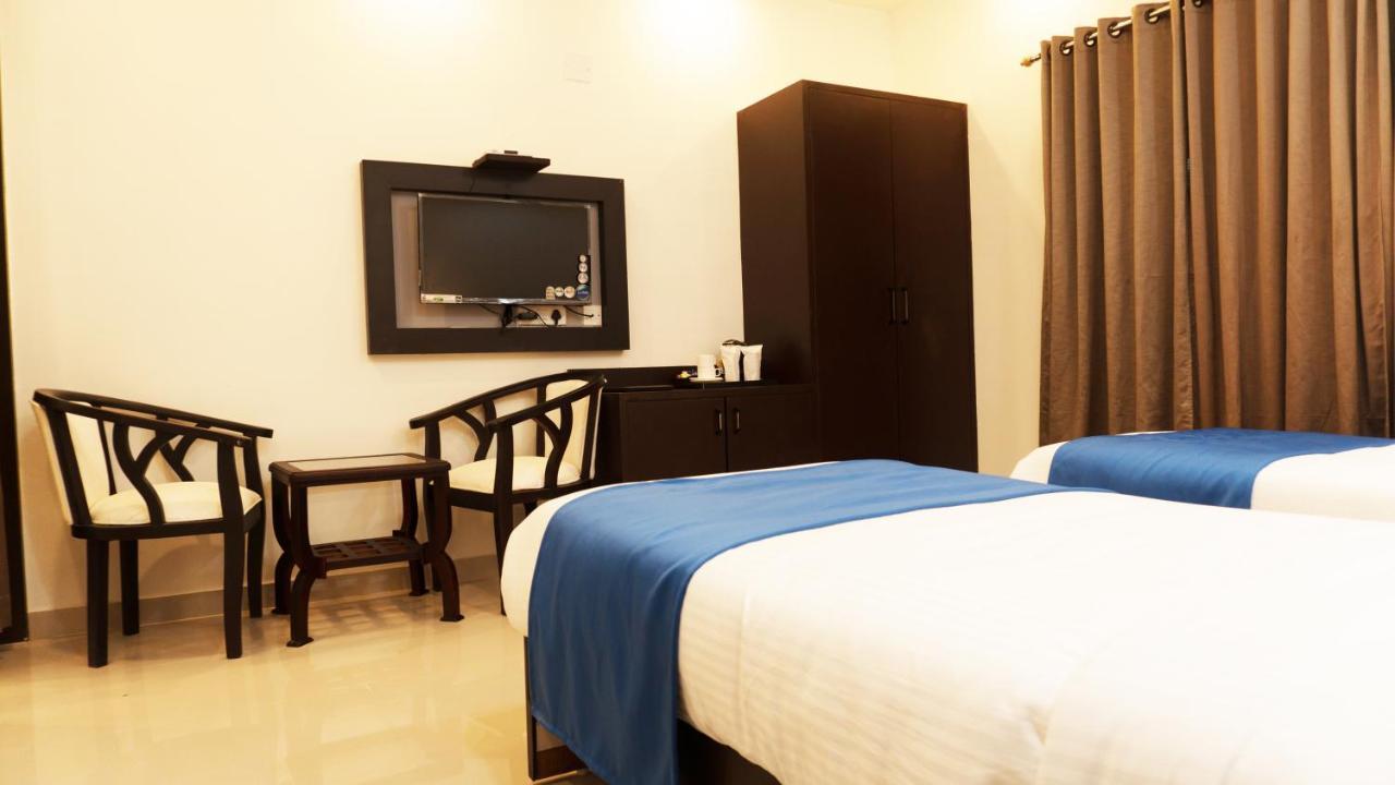 Hotel Max Inn Bhāgalpur Exteriér fotografie